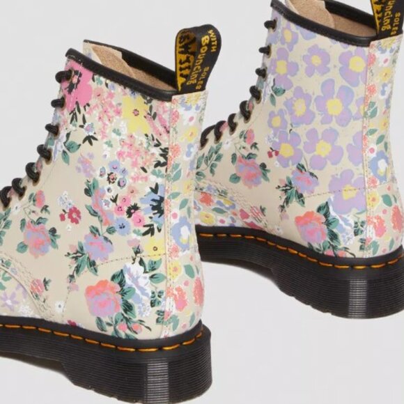 Dr Martens Boots - Picture 3 of 5